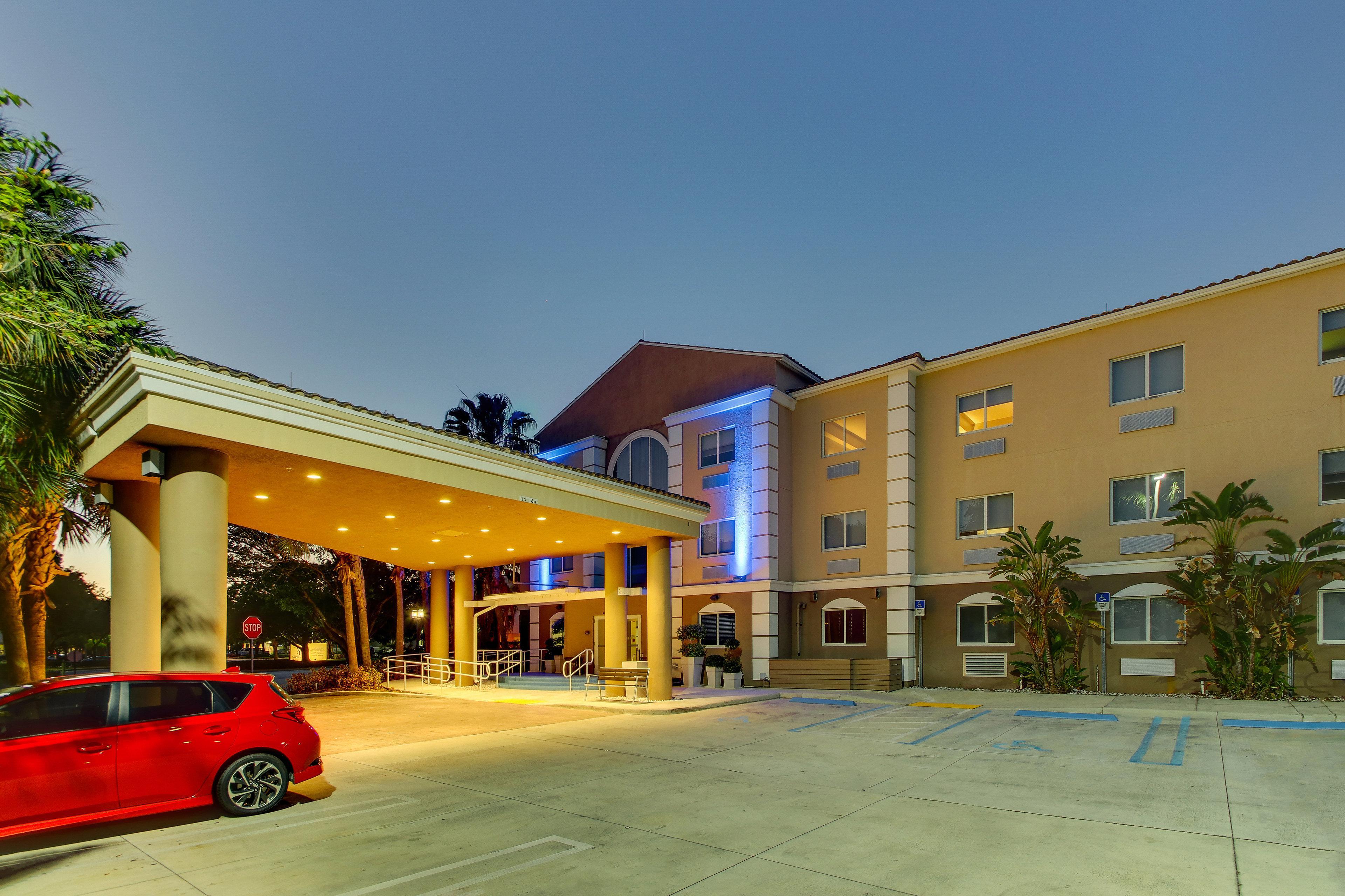 Holiday Inn Express West Palm Beach Metrocentre, An Ihg Hotel Bagian luar foto