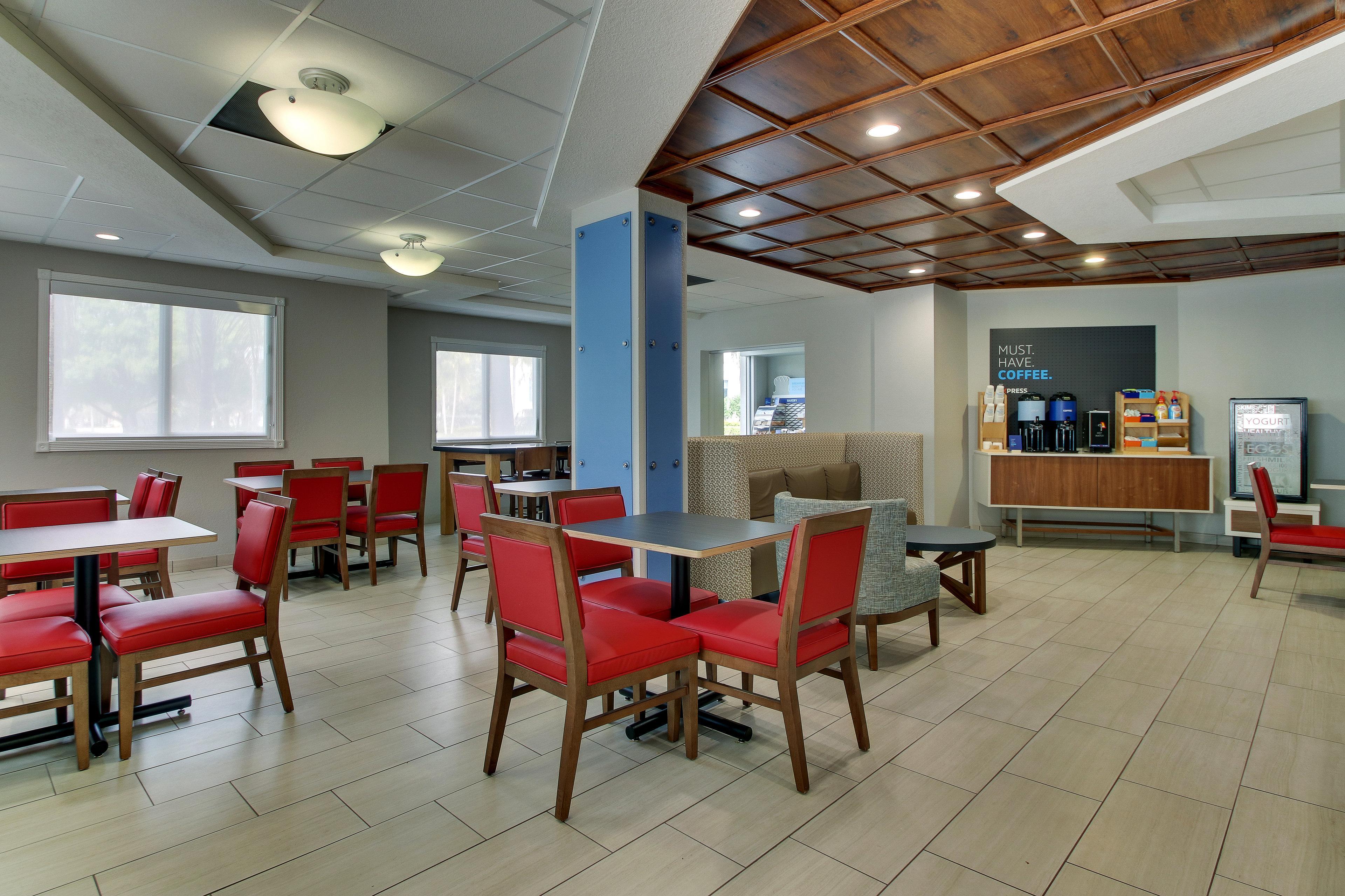 Holiday Inn Express West Palm Beach Metrocentre By Ihg Bagian luar foto